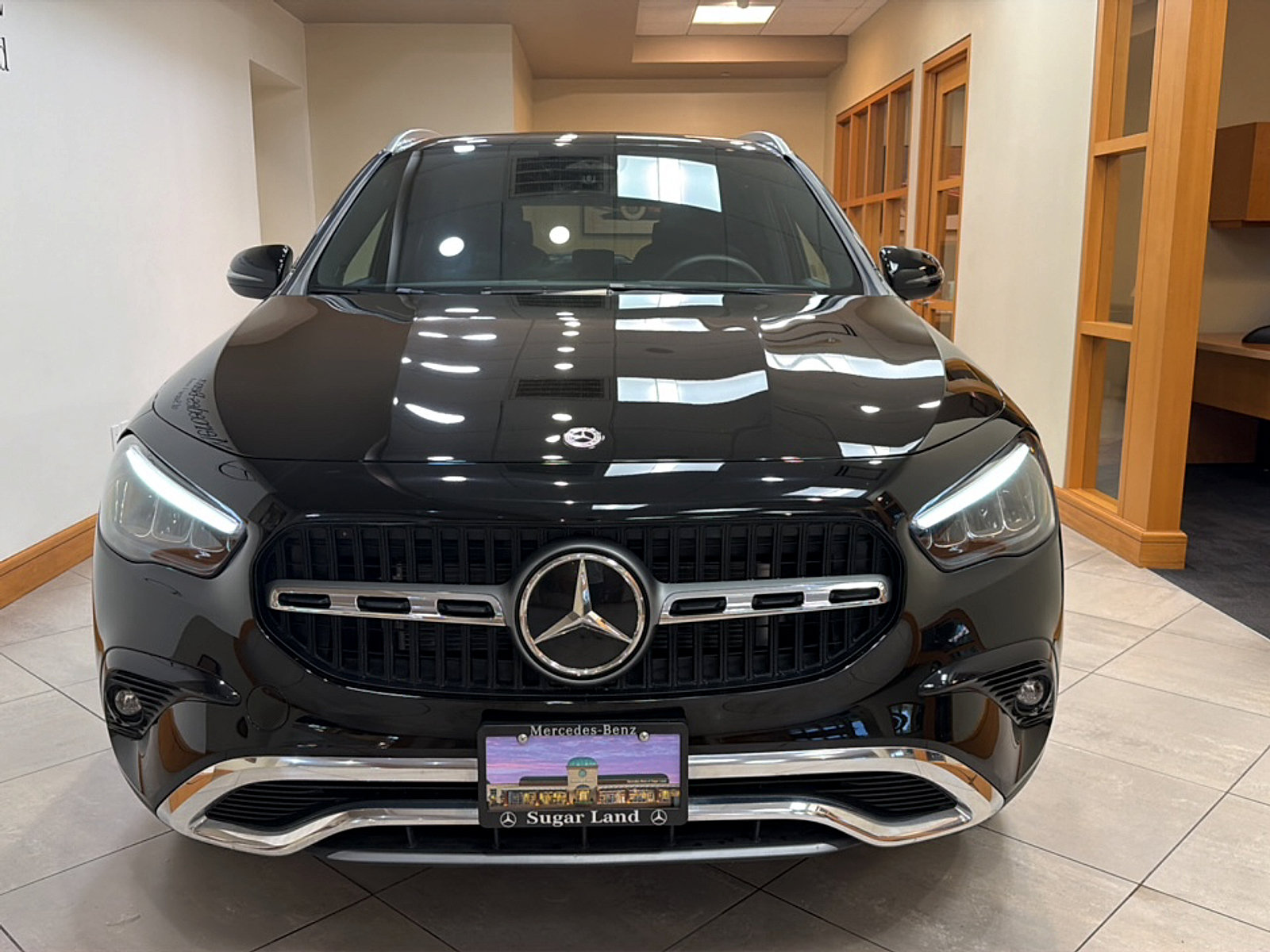 Certified 2025 Mercedes-Benz GLA 250 image 3