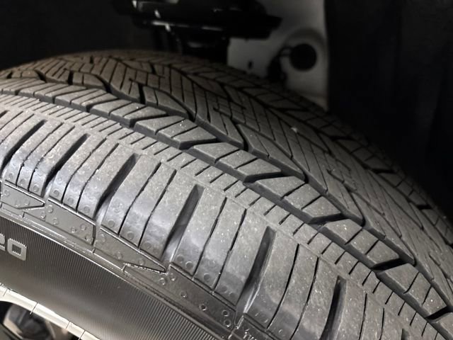 Used 2025 Buick Enclave Sport Touring image 28