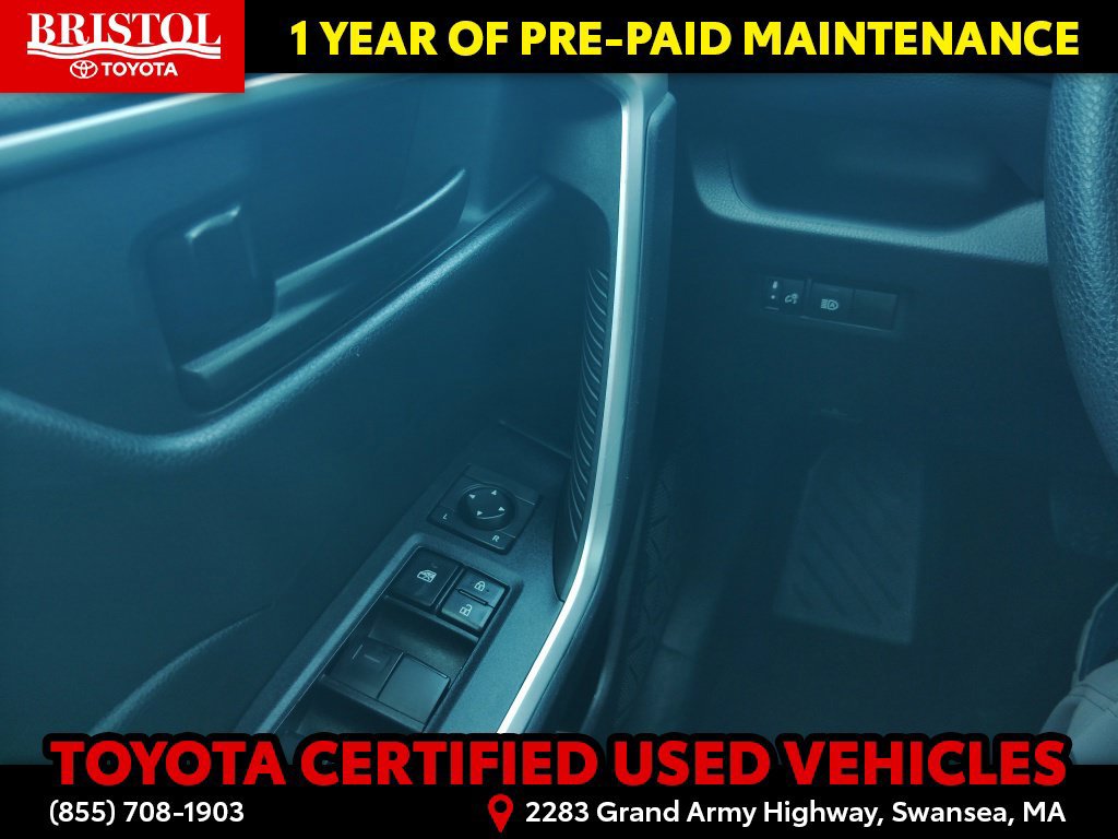 Certified 2025 Toyota RAV4 LE AWD/4WD image 18