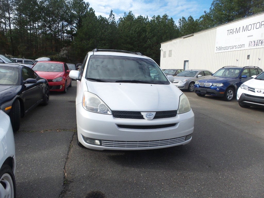 Used 2005 Toyota Sienna XLE FWD image 7