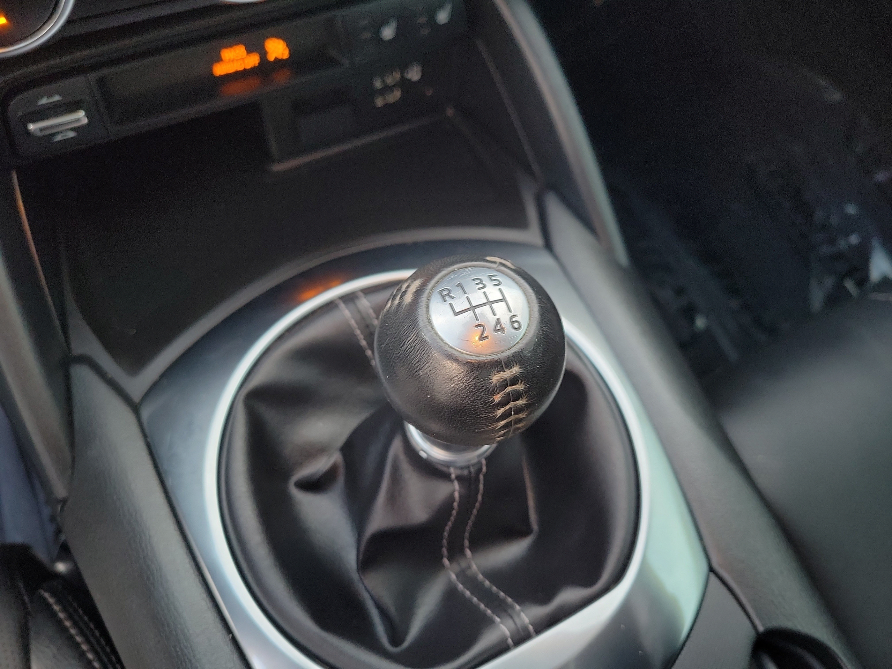 Used 2021 MAZDA MX-5 Miata RF Grand Touring RWD image 25