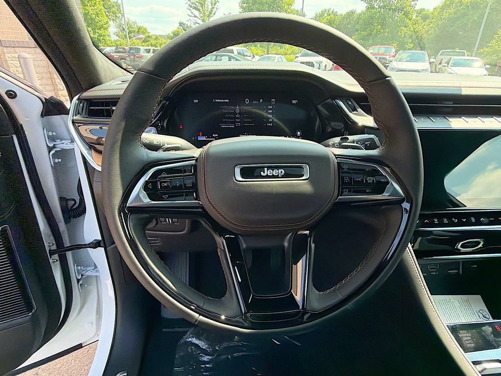 New 2026 Jeep Grand Cherokee Summit AWD/4WD image 41