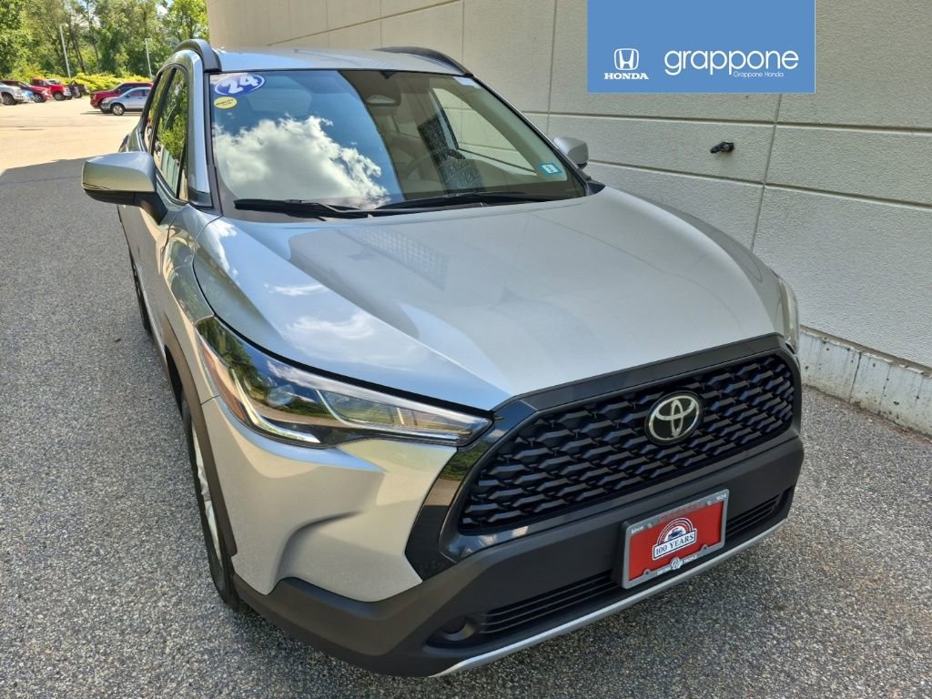 Used 2024 Toyota Corolla Cross LE