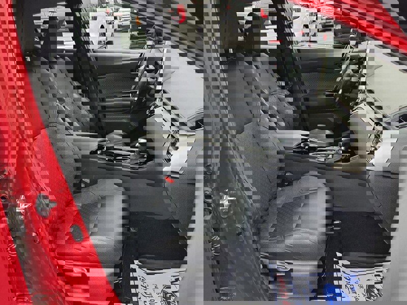 Used 2022 Toyota C-HR Limited FWD image 15