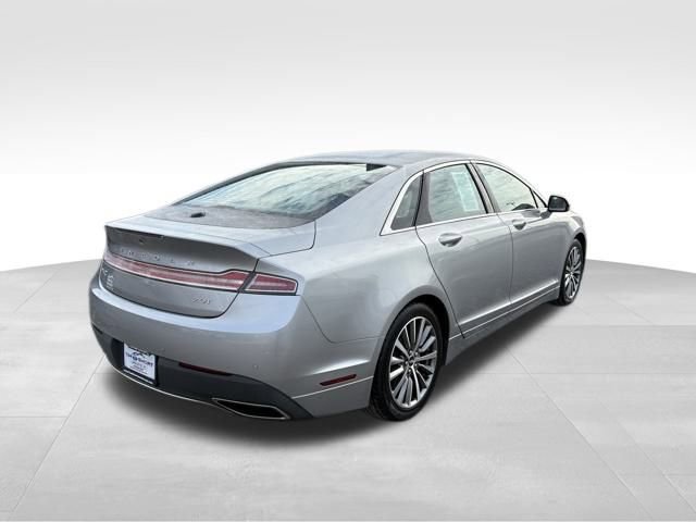 Used 2020 Lincoln MKZ Standard image 2