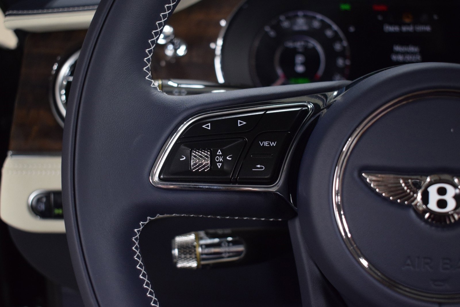 New 2026 Bentley Continental GTC image 27