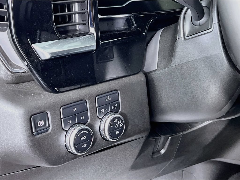 New 2025 GMC Sierra 2500 SLE w/ SLE Value Package; AWD/4WD image 9