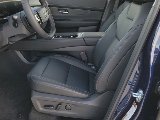 New 2025 Nissan Murano SV image 6