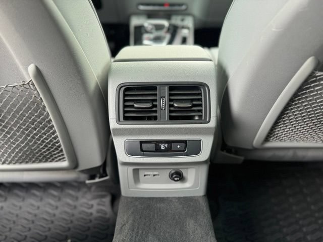 Used 2022 Audi Q5 2.0T Premium Plus AWD/4WD image 27