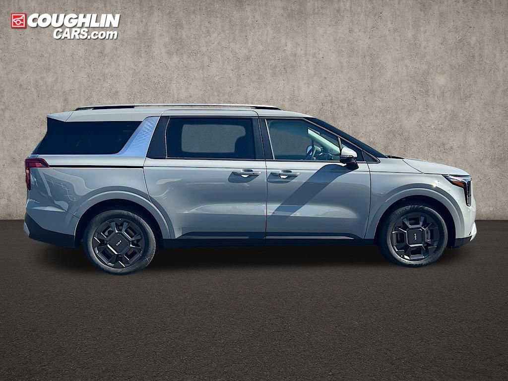 New 2026 Kia Carnival EX FWD image 3