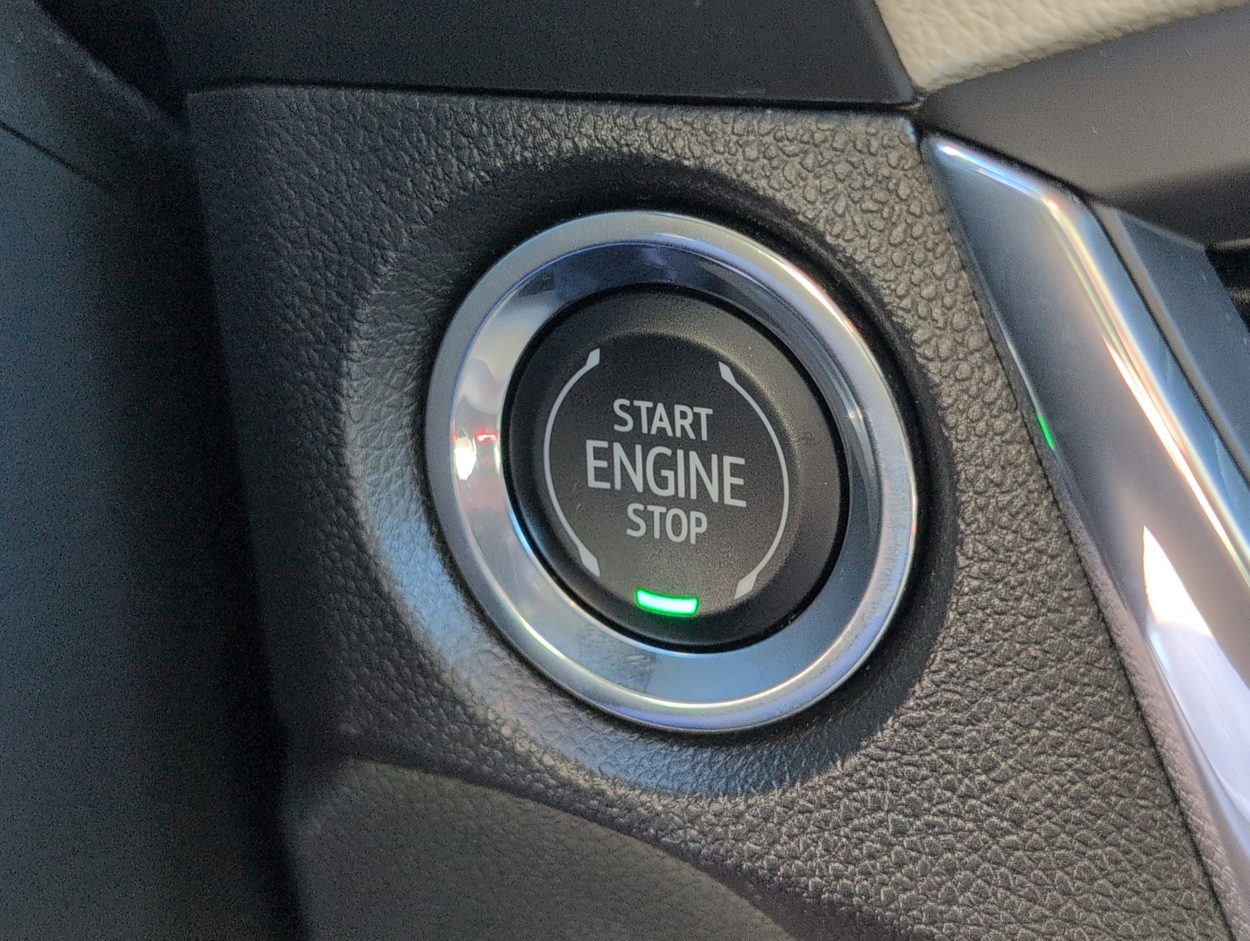 Certified 2025 Buick Encore GX Sport Touring image 22