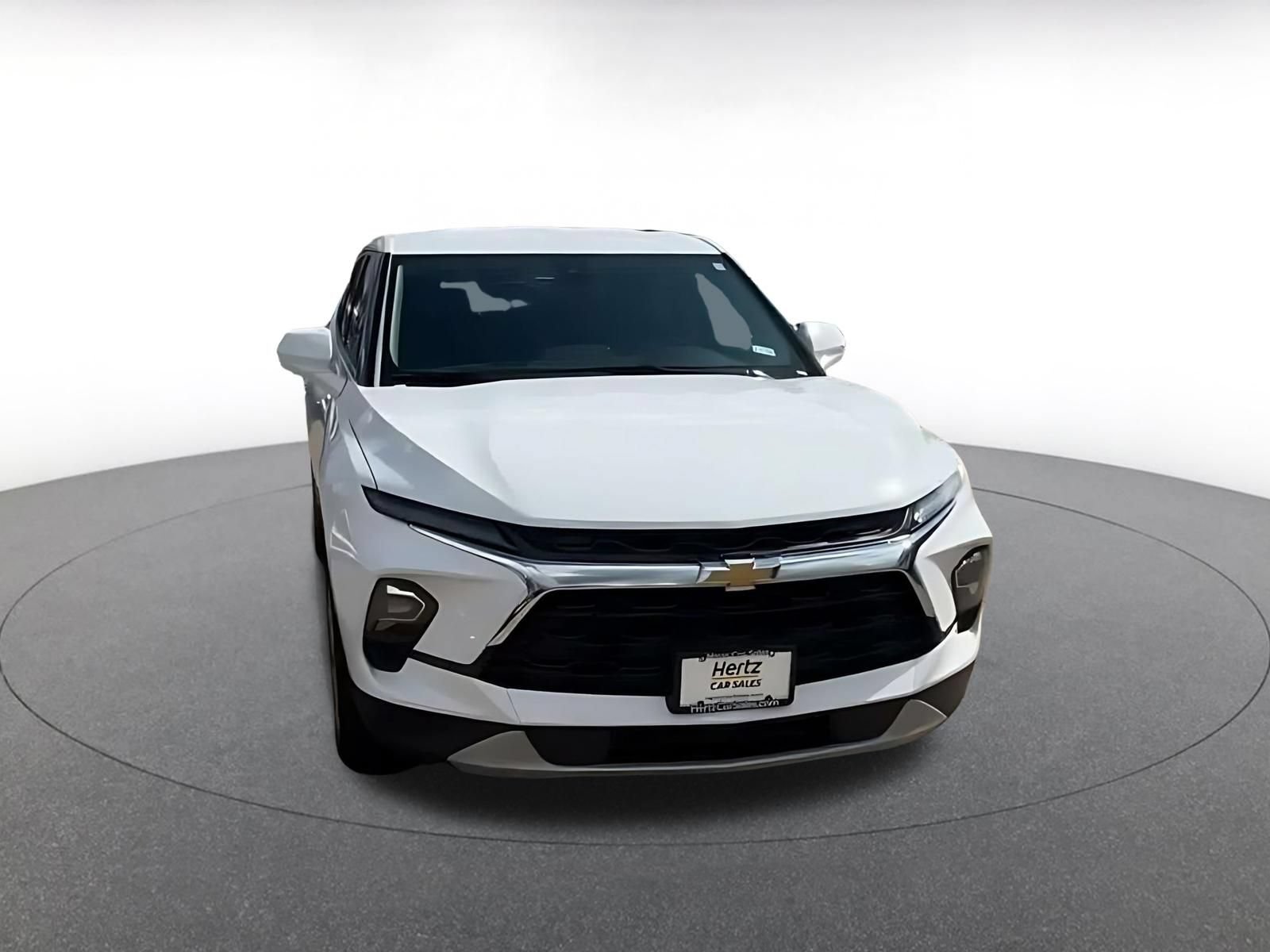 Used 2026 Chevrolet Blazer LT FWD image 4