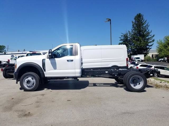 New 2026 Ford F550 4x4 Regular Cab Super Duty image 5