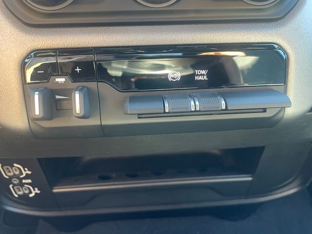 Used 2024 RAM 3500 Big Horn image 25