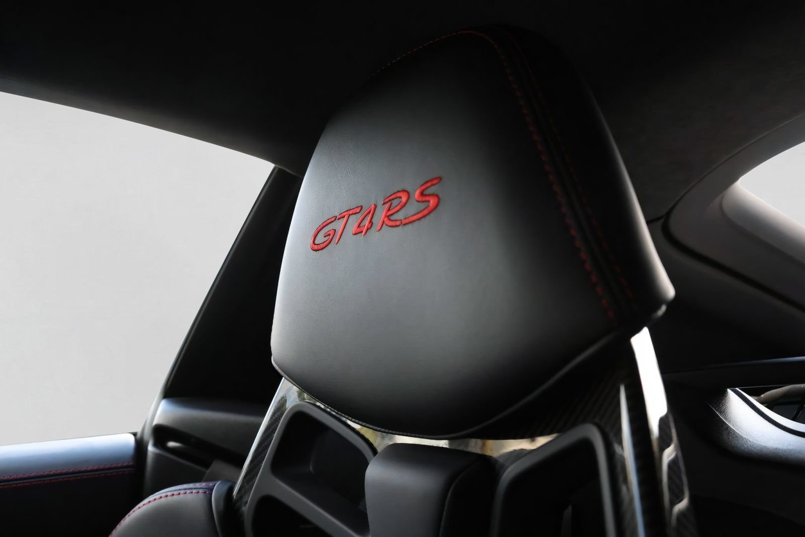 Used 2023 Porsche 718 Cayman GT4 RS RWD image 22