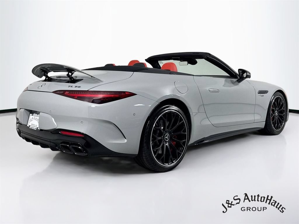 Used 2022 Mercedes-Benz SL 55 AMG 4MATIC w/ Driver Assistance Package image 7