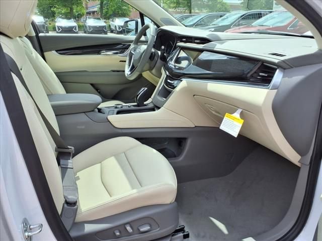 New 2025 Cadillac XT6 Premium Luxury image 26