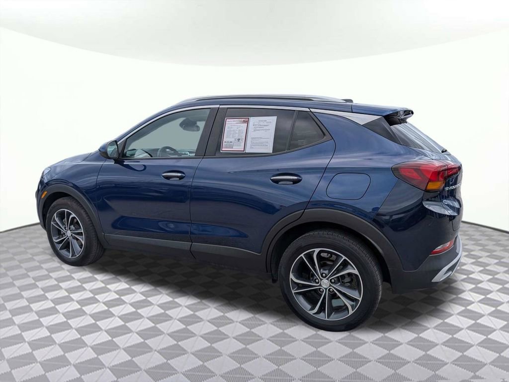 Used 2022 Buick Encore GX Select image 5