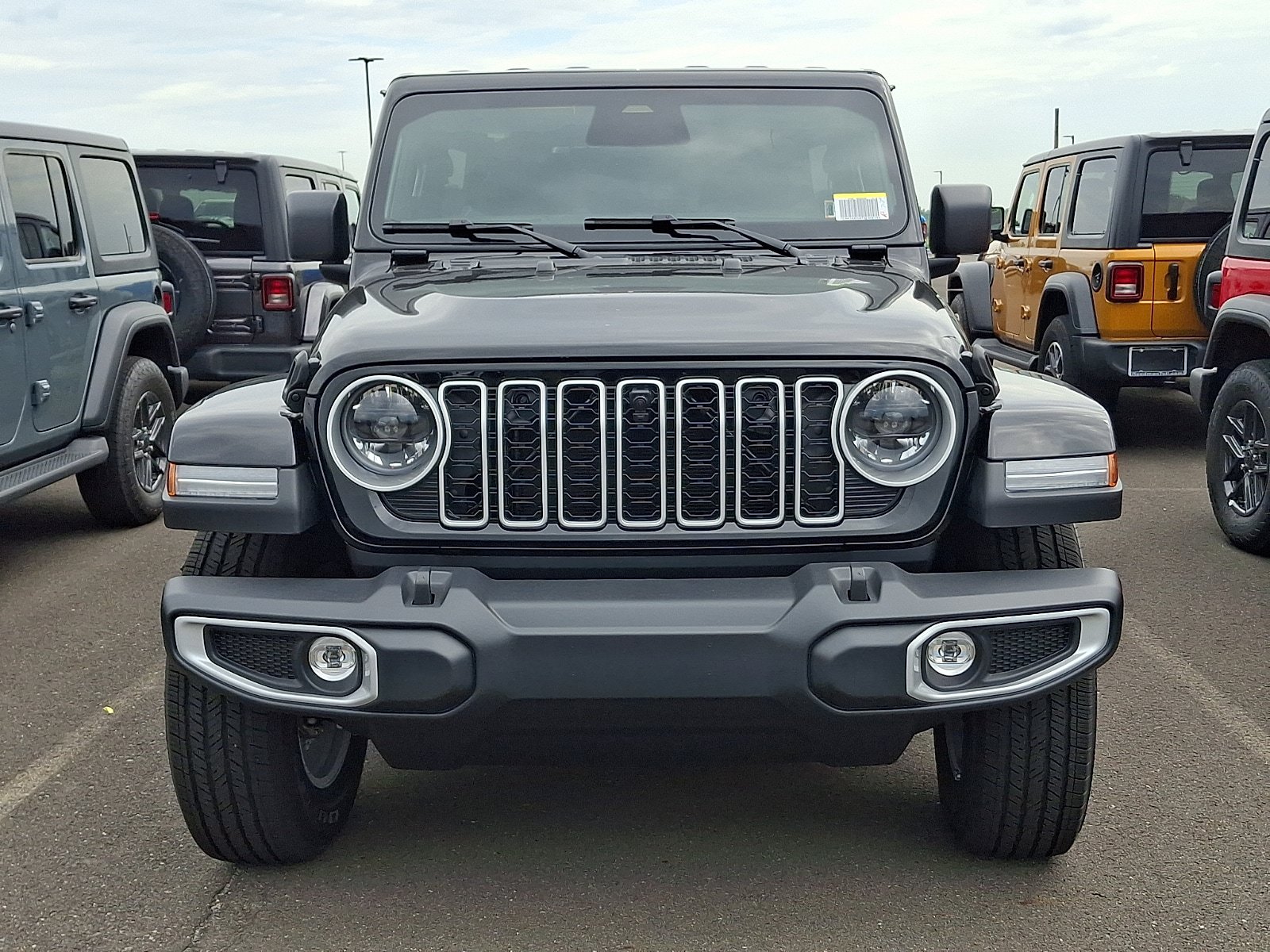 New 2026 Jeep Wrangler Unlimited Sahara AWD/4WD image 2