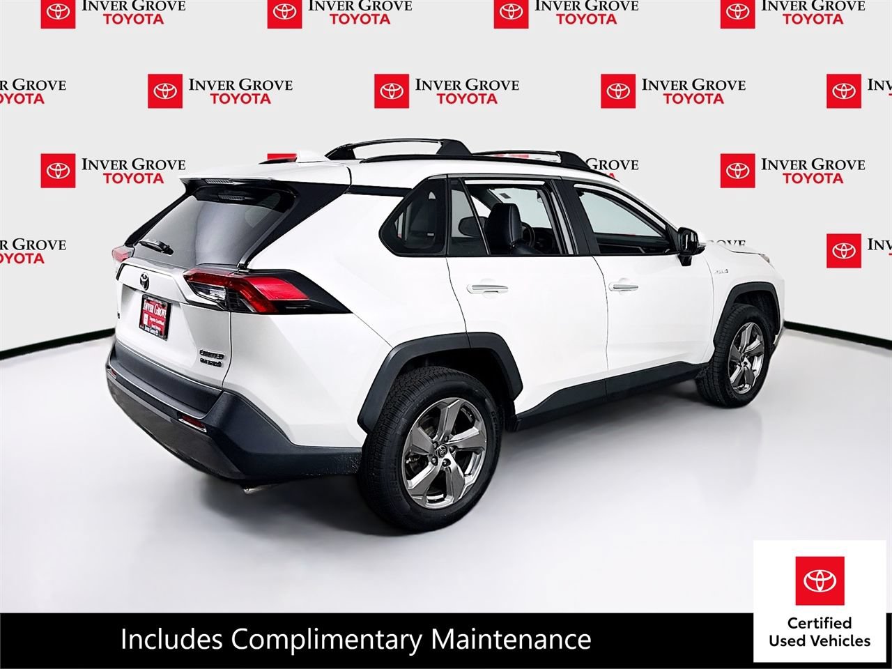Certified 2020 Toyota RAV4 Limited AWD/4WD image 4