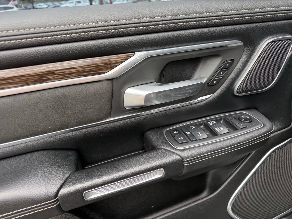 Used 2019 RAM 1500 Laramie RWD image 17
