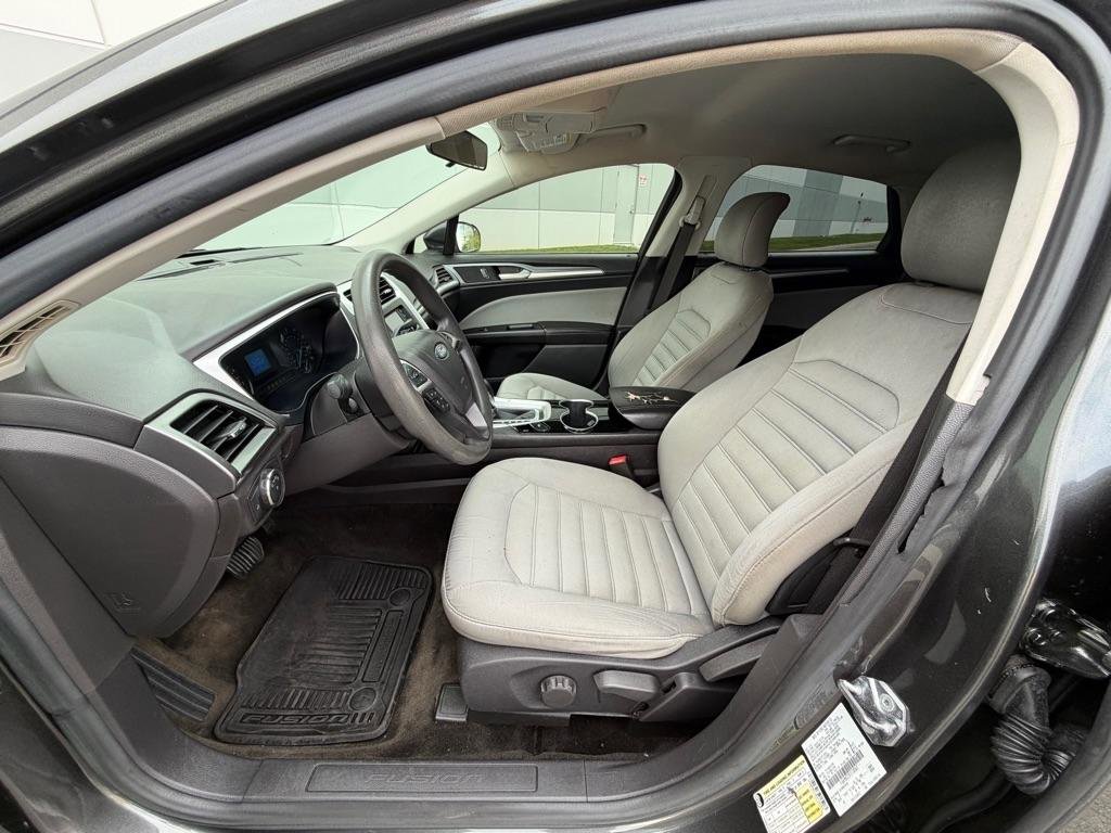 Used 2015 Ford Fusion S FWD image 23