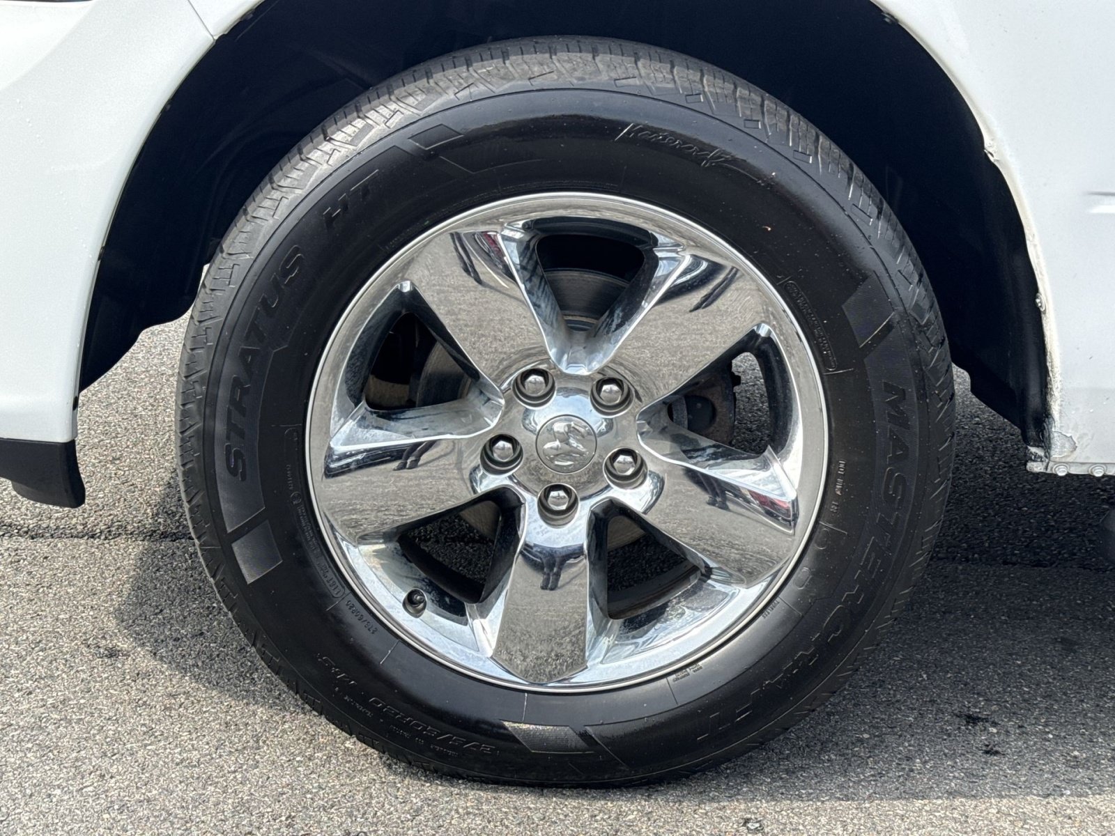 Used 2019 RAM 1500 Express AWD/4WD image 12