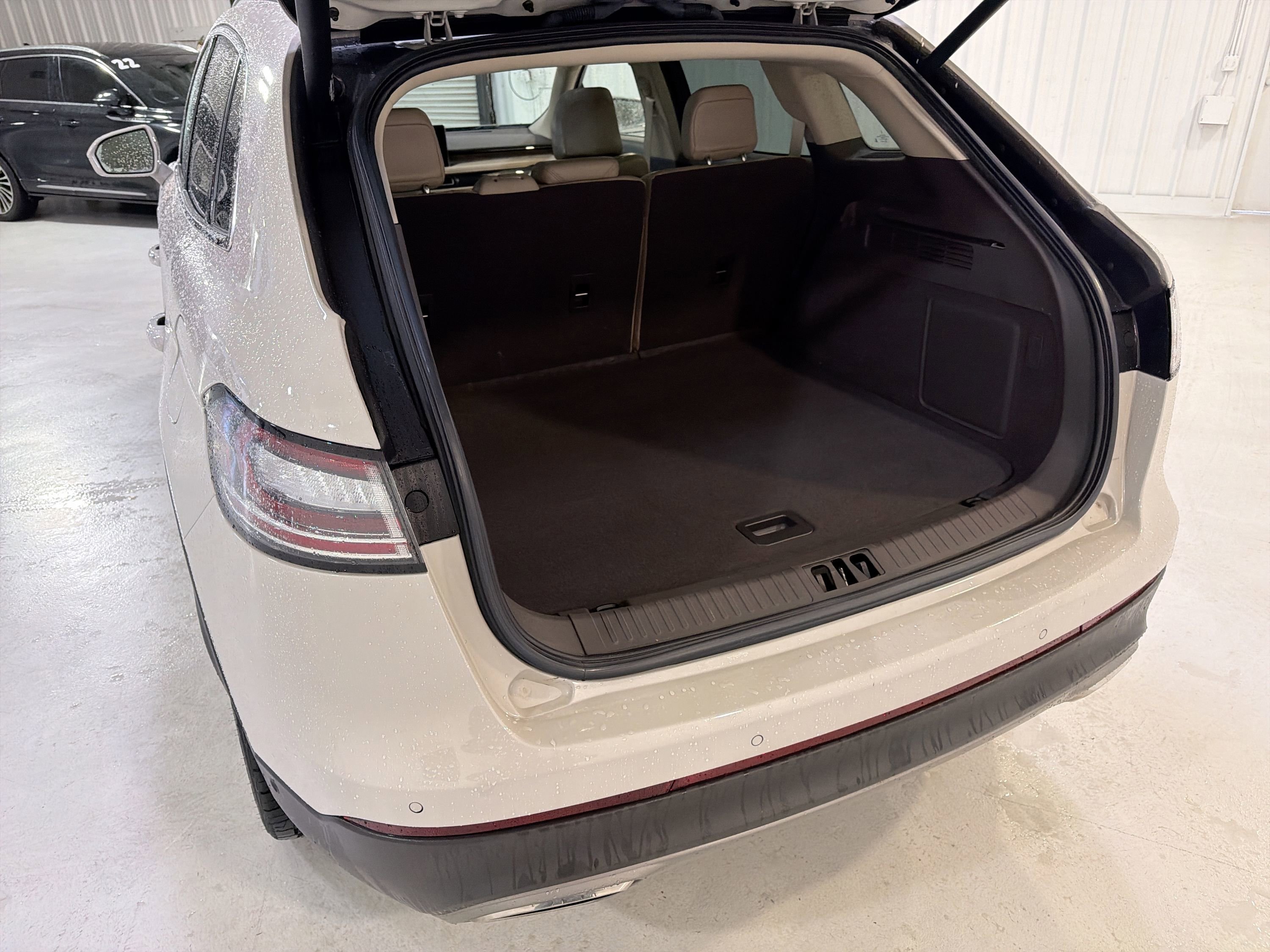 Used 2022 Lincoln Nautilus Reserve w/ Equipment Group 201A AWD/4WD image 28