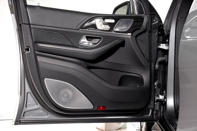 Used 2021 Mercedes-Benz Maybach GLS 600 4MATIC image 58