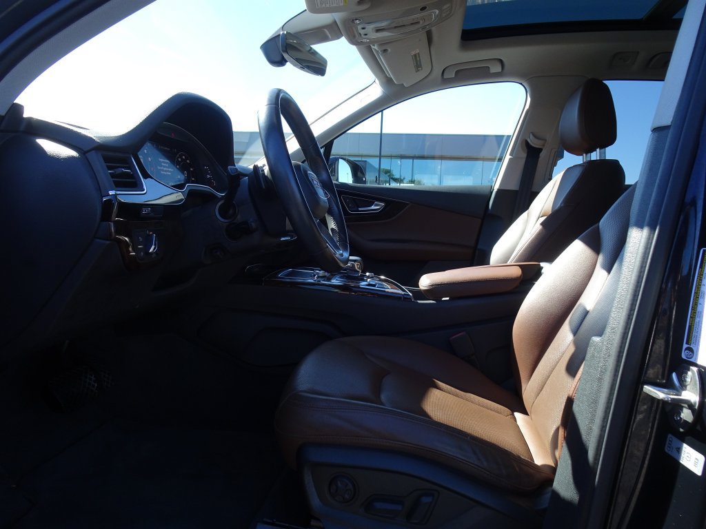 Used 2017 Audi Q7 3.0T Premium Plus AWD/4WD image 9