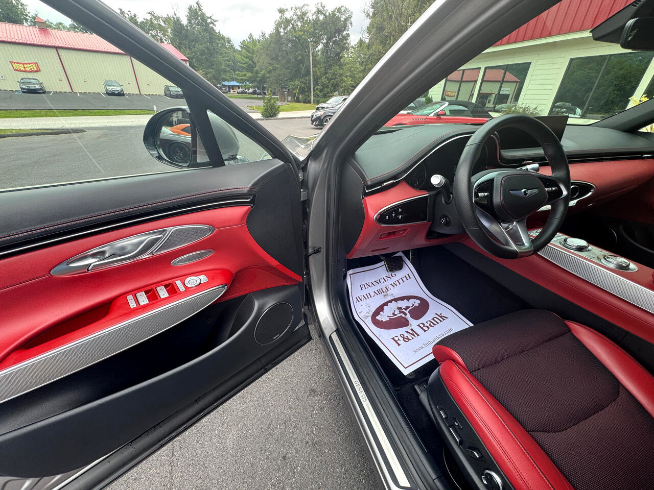 Used 2022 Genesis GV70 2.5T w/ Sport Prestige Package image 10