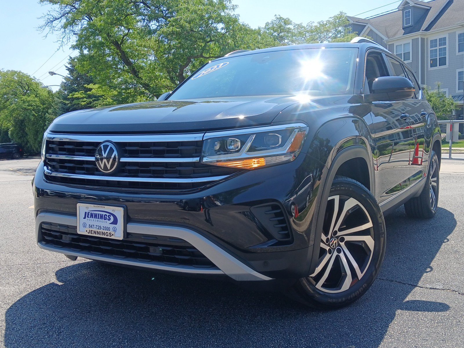 Used 2023 Volkswagen Atlas SEL AWD/4WD image 32