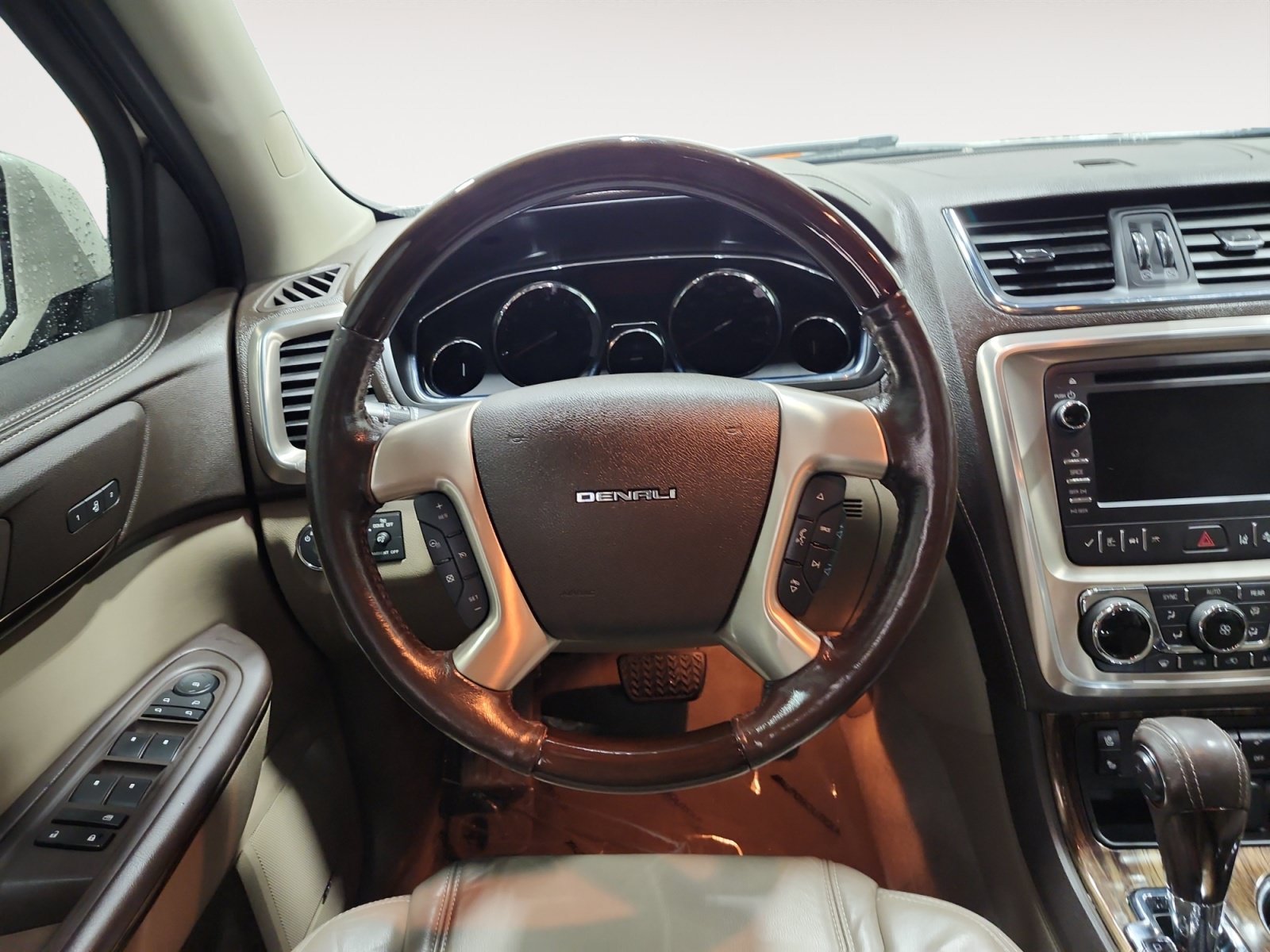 Used 2015 GMC Acadia Denali FWD image 12