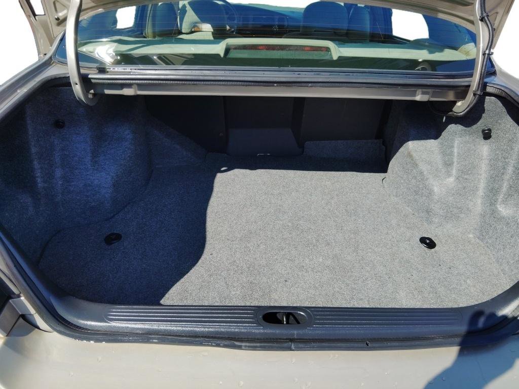 Used 2002 Buick Le Sabre Custom image 11