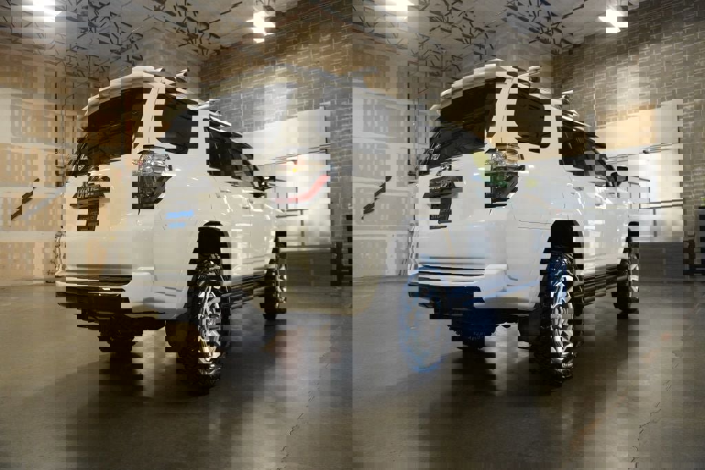 Used 2016 Toyota 4Runner Trail Premium image 4