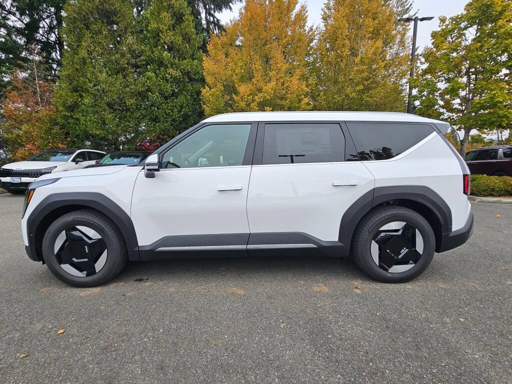New 2026 Kia EV9 Wind AWD/4WD image 8