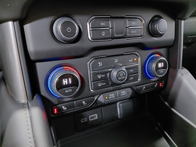 Used 2024 Chevrolet Tahoe LT image 32