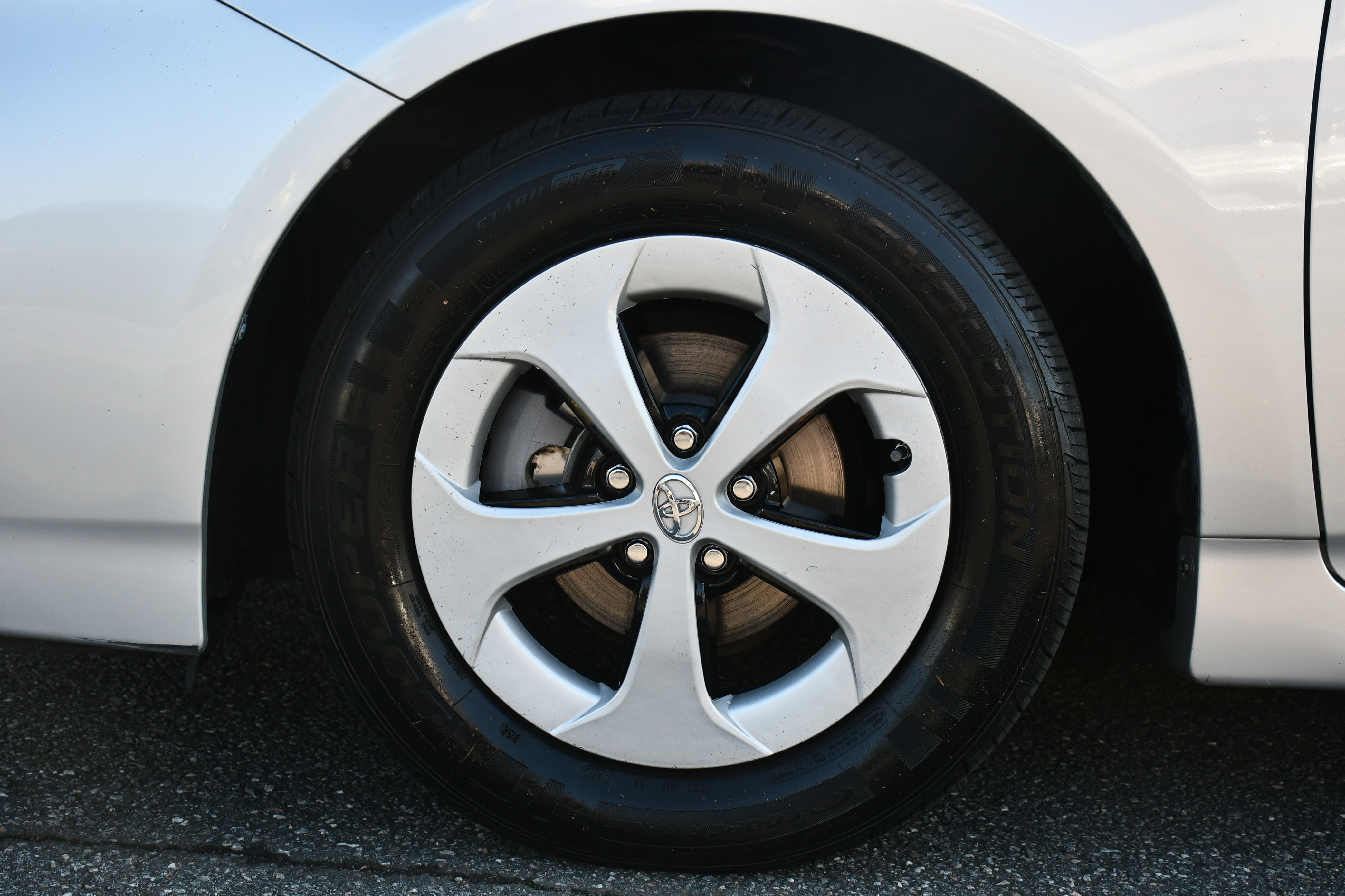 Used 2013 Toyota Prius Five image 21