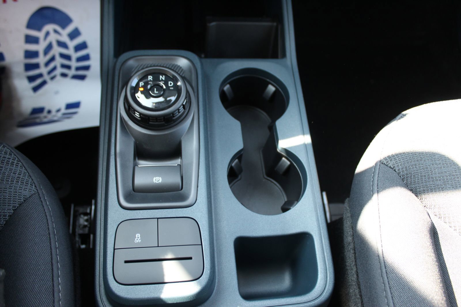 New 2025 Ford Maverick XL image 26