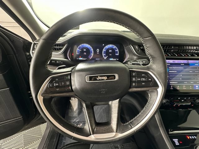 Used 2023 Jeep Grand Cherokee L Limited w/ Luxury Tech Group II AWD/4WD image 17