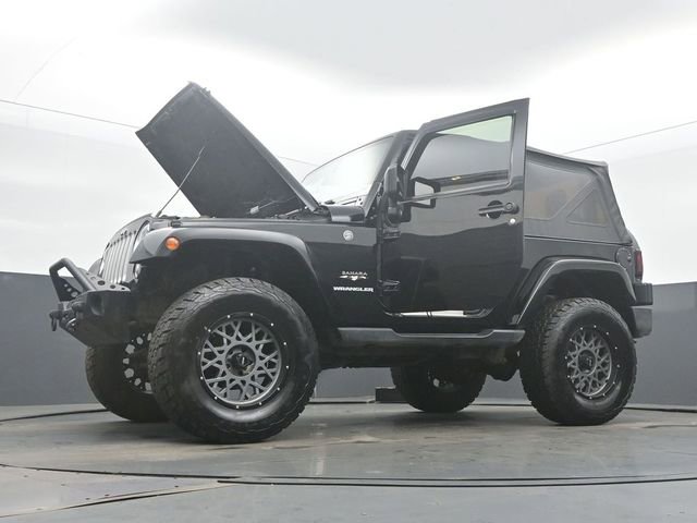 Used 2017 Jeep Wrangler Sahara w/ Connectivity Group image 54