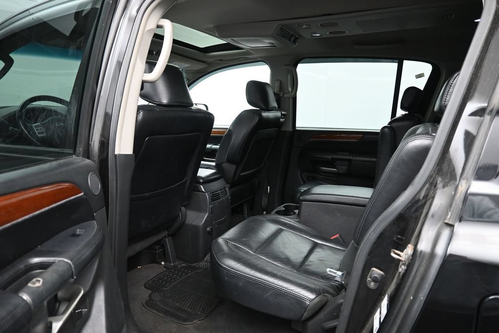 Used 2010 INFINITI QX56 4WD w/ Technology Pkg image 25