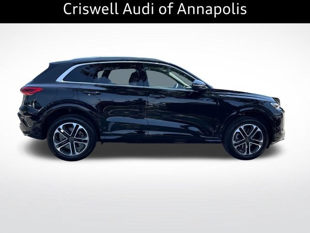 Certified 2025 Audi Q5 Premium w/ Convenience Package AWD/4WD image 9