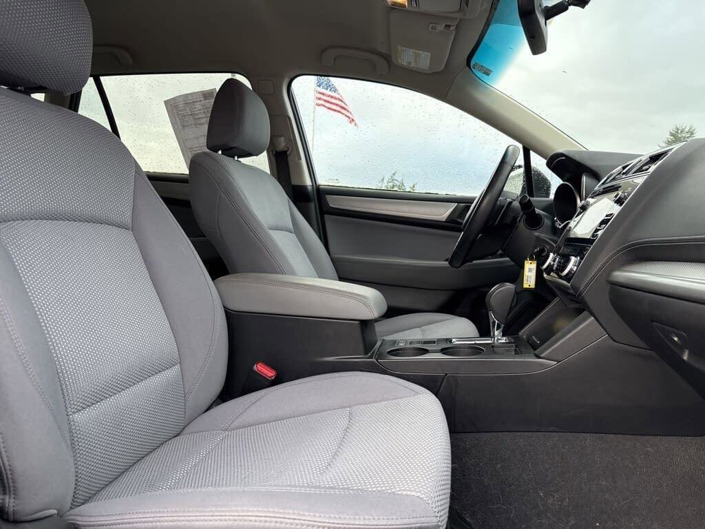 Used 2018 Subaru Outback 2.5i Premium image 5