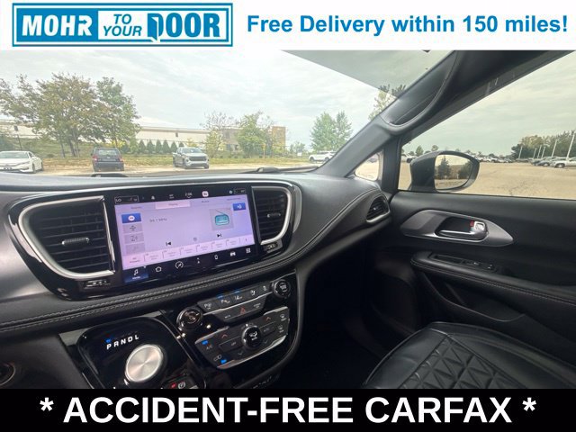 Used 2021 Chrysler Pacifica Touring-L w/ Premium & Safety Sphere Group FWD image 23