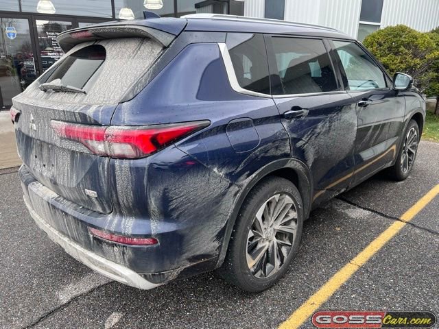 Used 2022 Mitsubishi Outlander SEL image 3