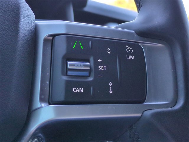 Used 2023 Land Rover Discovery S R-Dynamic image 26