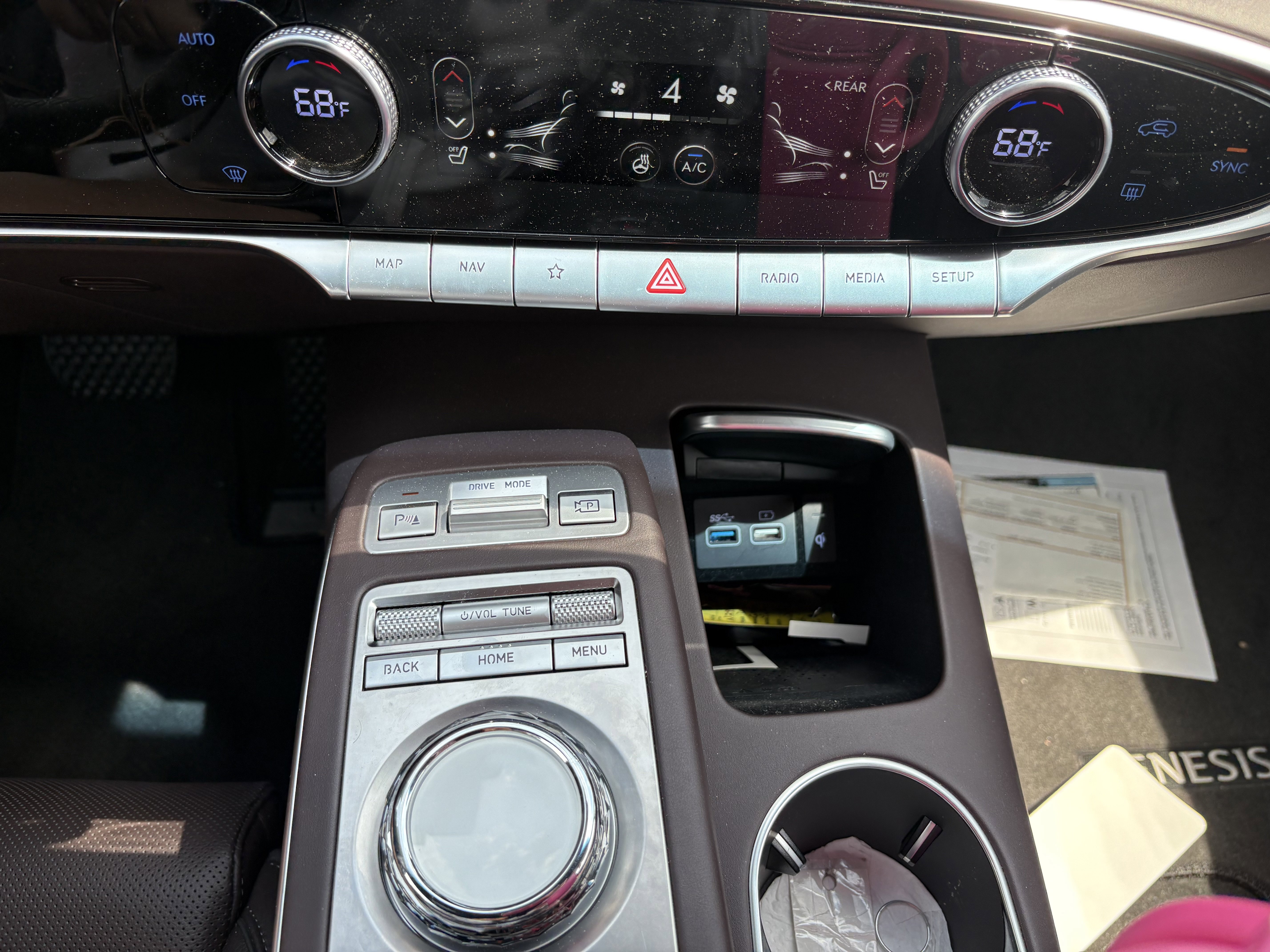 Used 2025 Genesis GV70 2.5T w/ Advanced Package AWD/4WD image 20