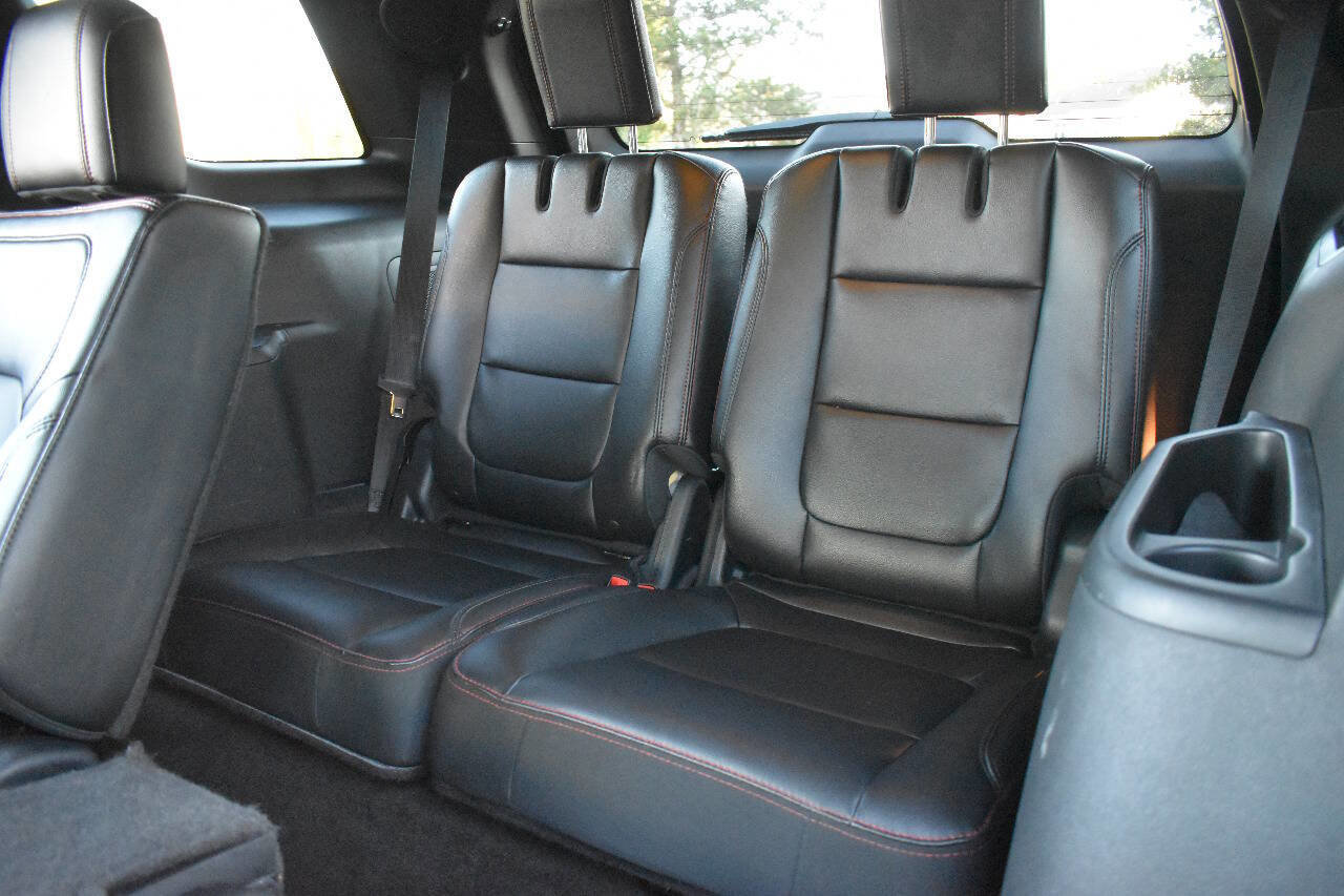 Used 2016 Ford Explorer Sport w/ Equipment Group 401A image 16