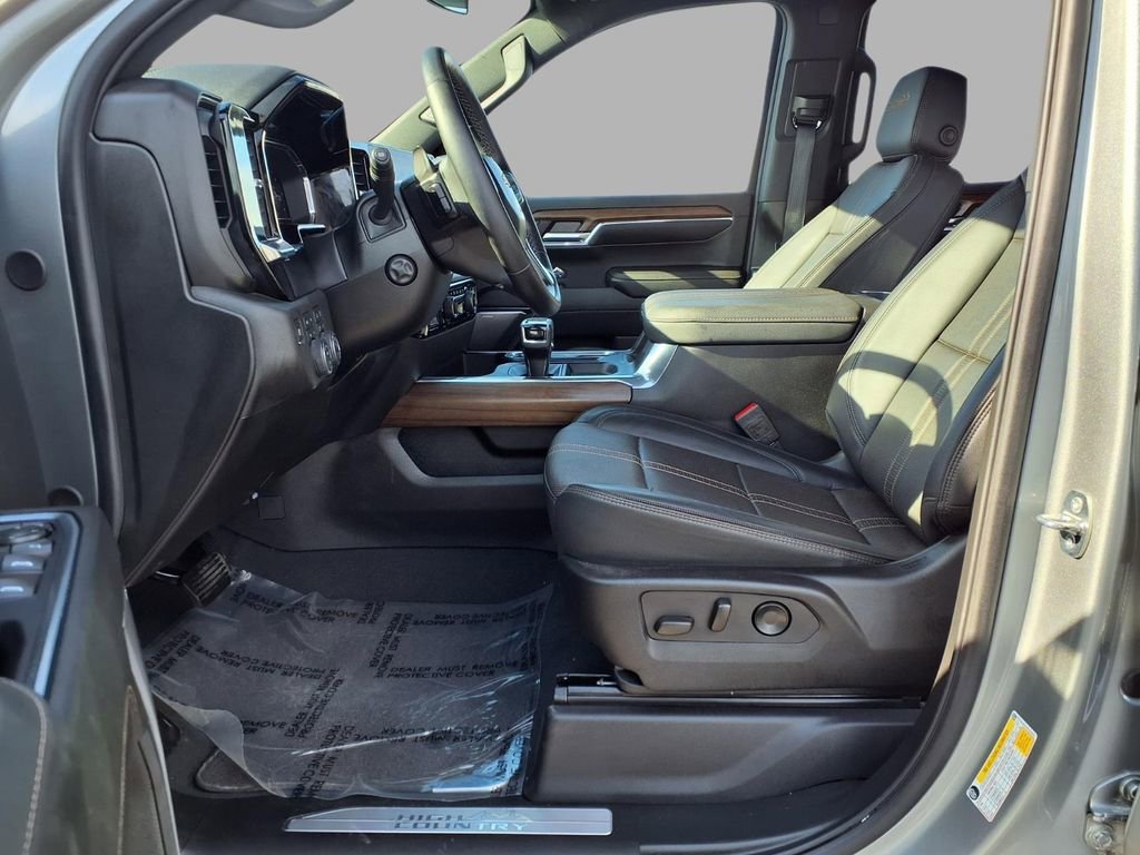 Used 2024 Chevrolet Silverado 1500 High Country w/ Z71 Off-Road Package image 23